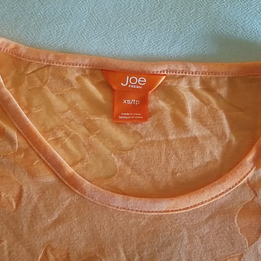 Top - Picture 2 of 3